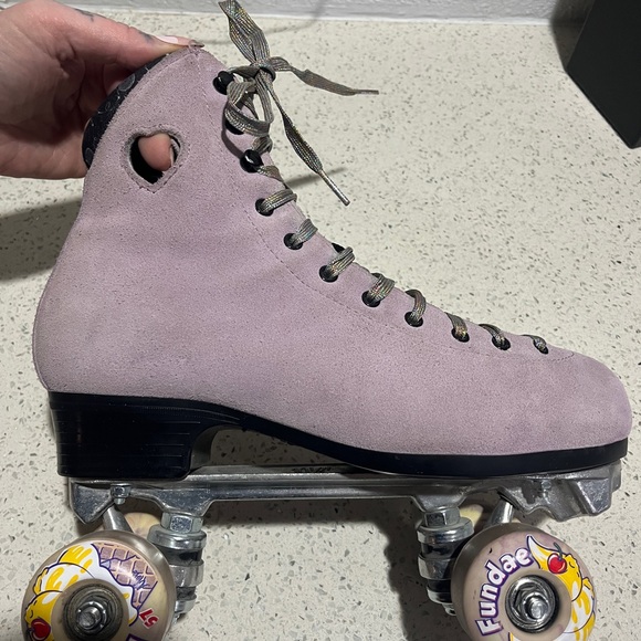 Limited Edition Moonlight Roller Cosmic Quartz x Grindstone Rollerskates - Picture 14 of 15